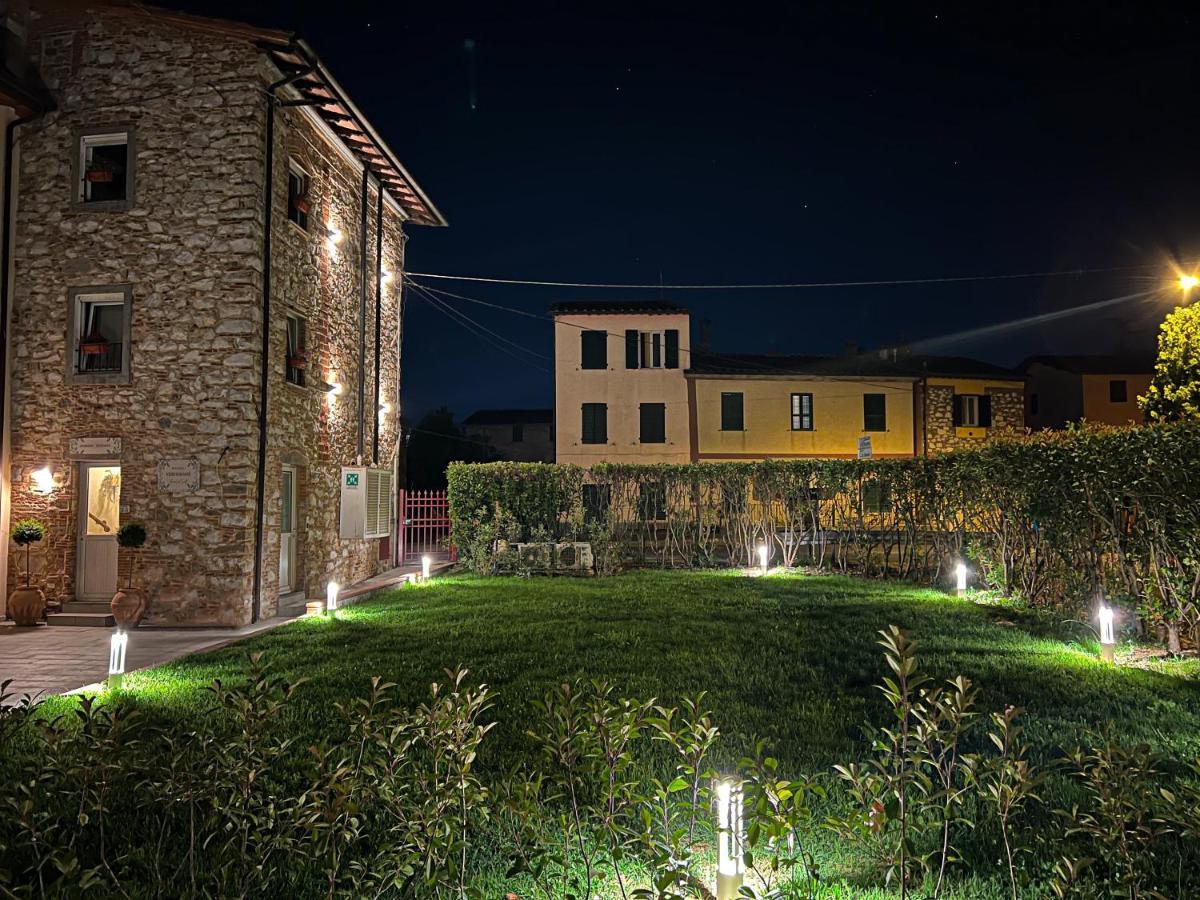 NEW! -Verderame Rooms&Suite in Lucca Exterior foto